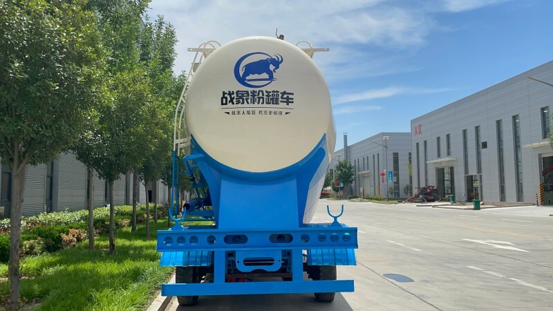 Semi-remorque citerne à 3 essieux pour la vente/remorque de ciment en vrac à 2 essieux/remorque de silo à ciment de type V Fabricant de la remorque