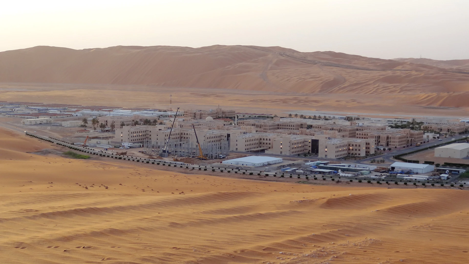 أمثلة على تطبيقات الفولاذ في الإنشاءات الحضرية المستقبلية: