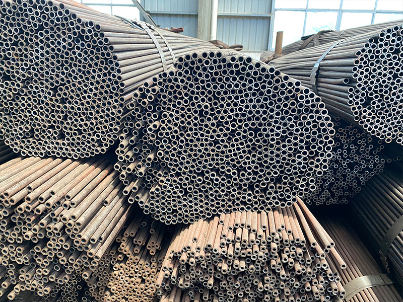 أنبوب شحذ دقيق من الفولاذ الكربوني بدون لحامات API، بتسامح H8، E355 C20، Din2391 St52، أنبوب أسطوانة هيدروليكية لأغراض خاصة