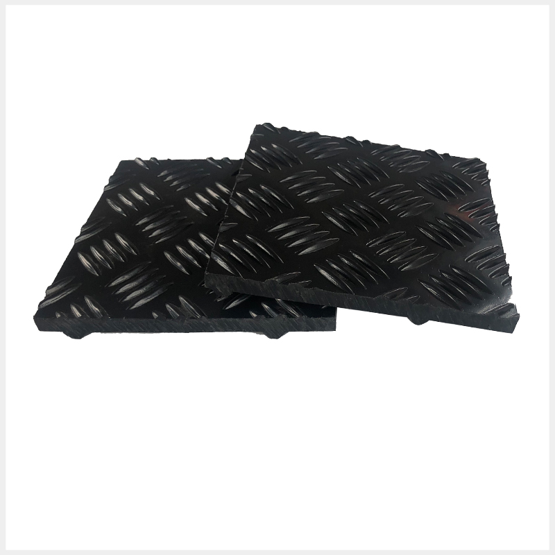 Temporary road paving slabs