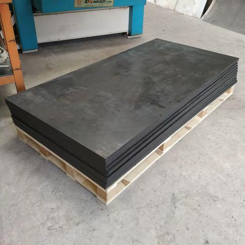 Flame-retardant ultra-high molecular weight polyethylene (UHMWPE) sheets: a high-quality protective material for industrial applications.