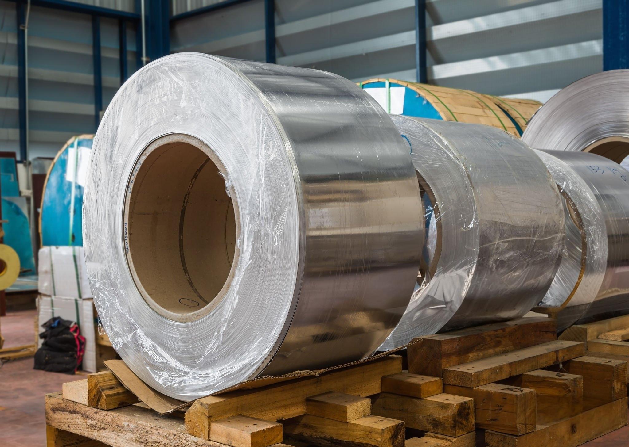 At present, we have five finishing rolling production lines and two hot rolling production lines .