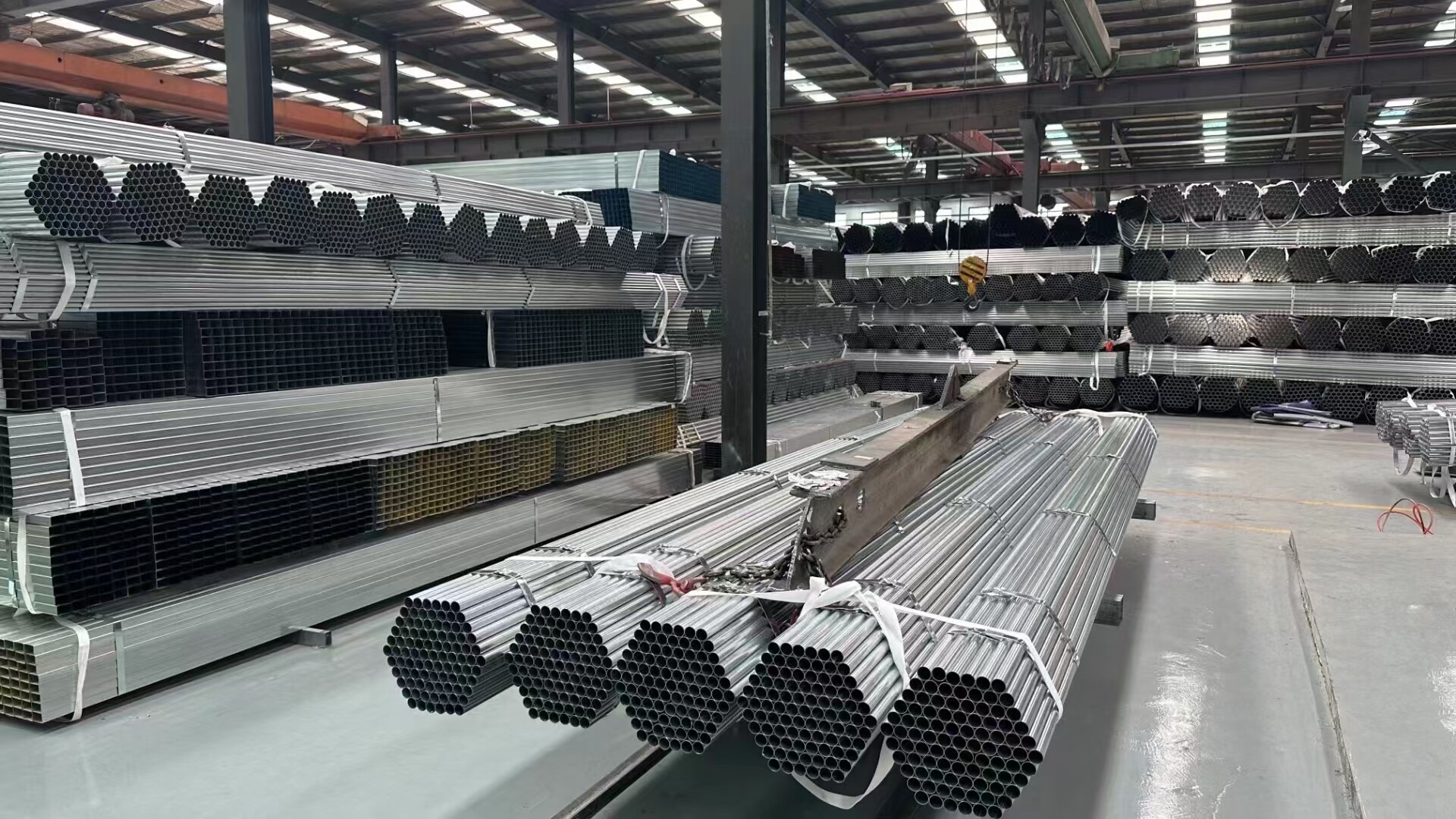 GB Galvanized Round pipe