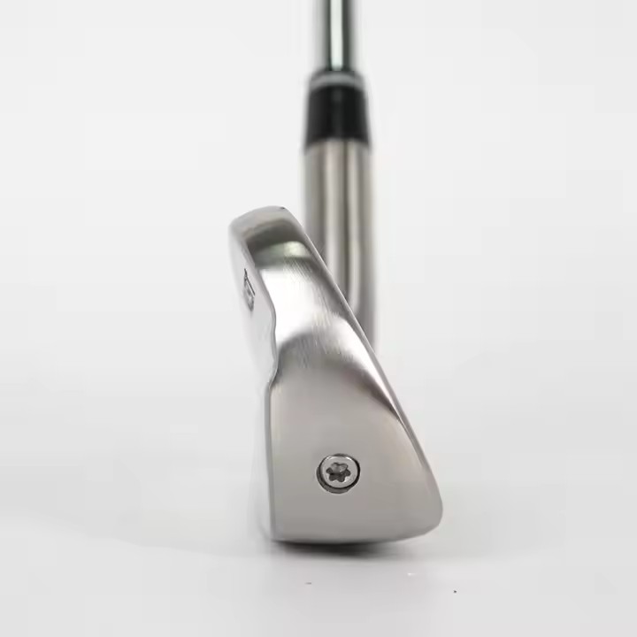 Jasde New Type Customized Classical Blade Carbon Steel Forged Golf Iron