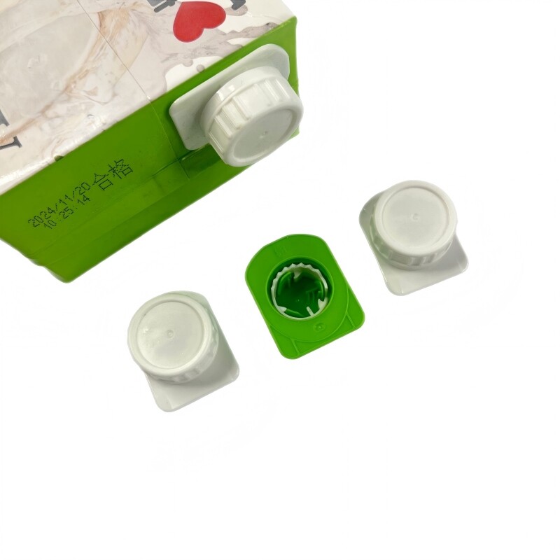 Helicap No. 23 Sealed Plastic Lid for Dairy Beverage