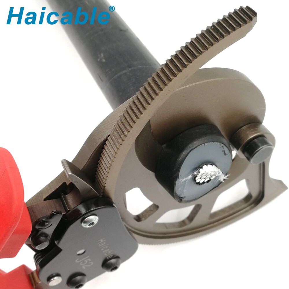 VDE Handed Ratcheting Cutter J52