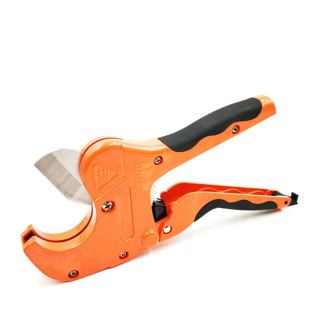 Pipe Cutter