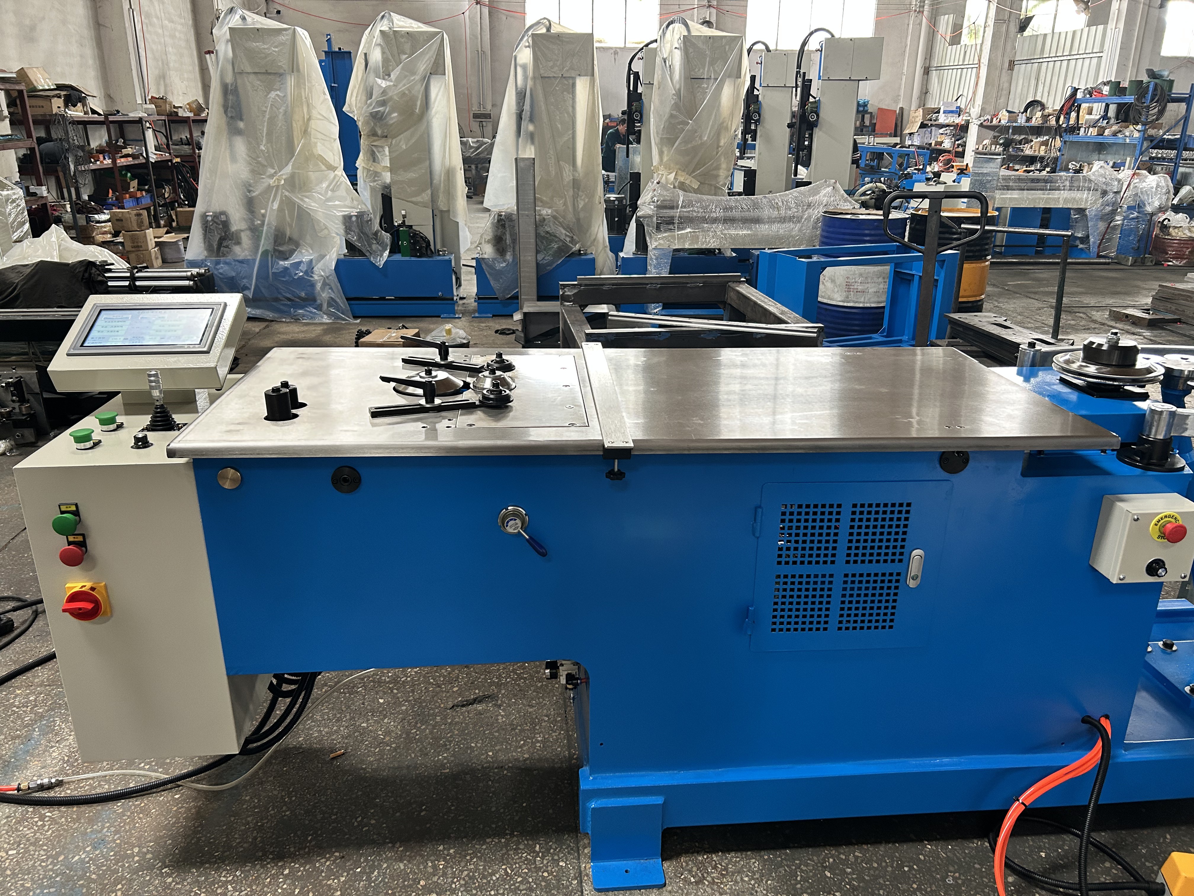 Elbow lock forming machine