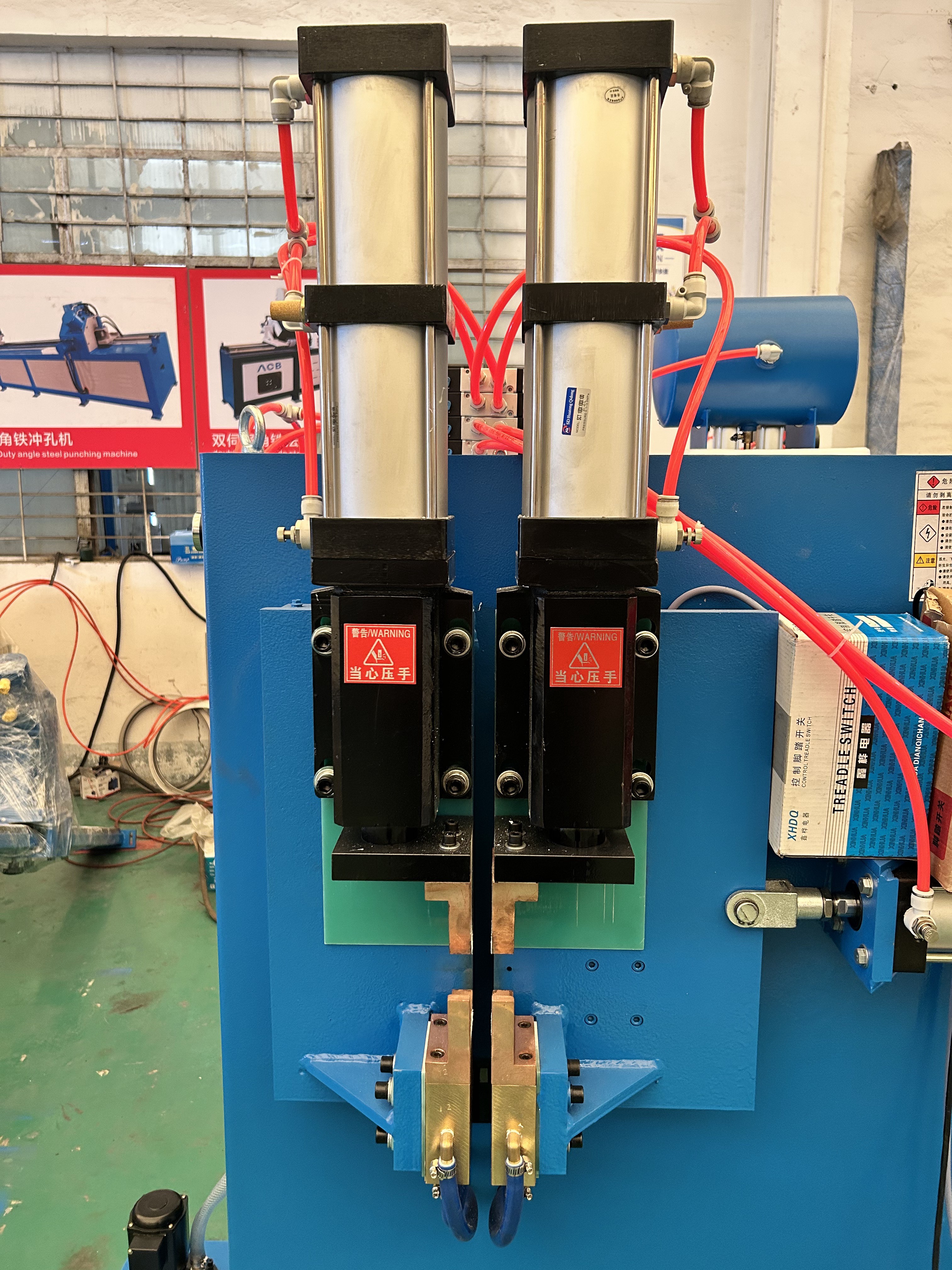 Round flange automatic welding