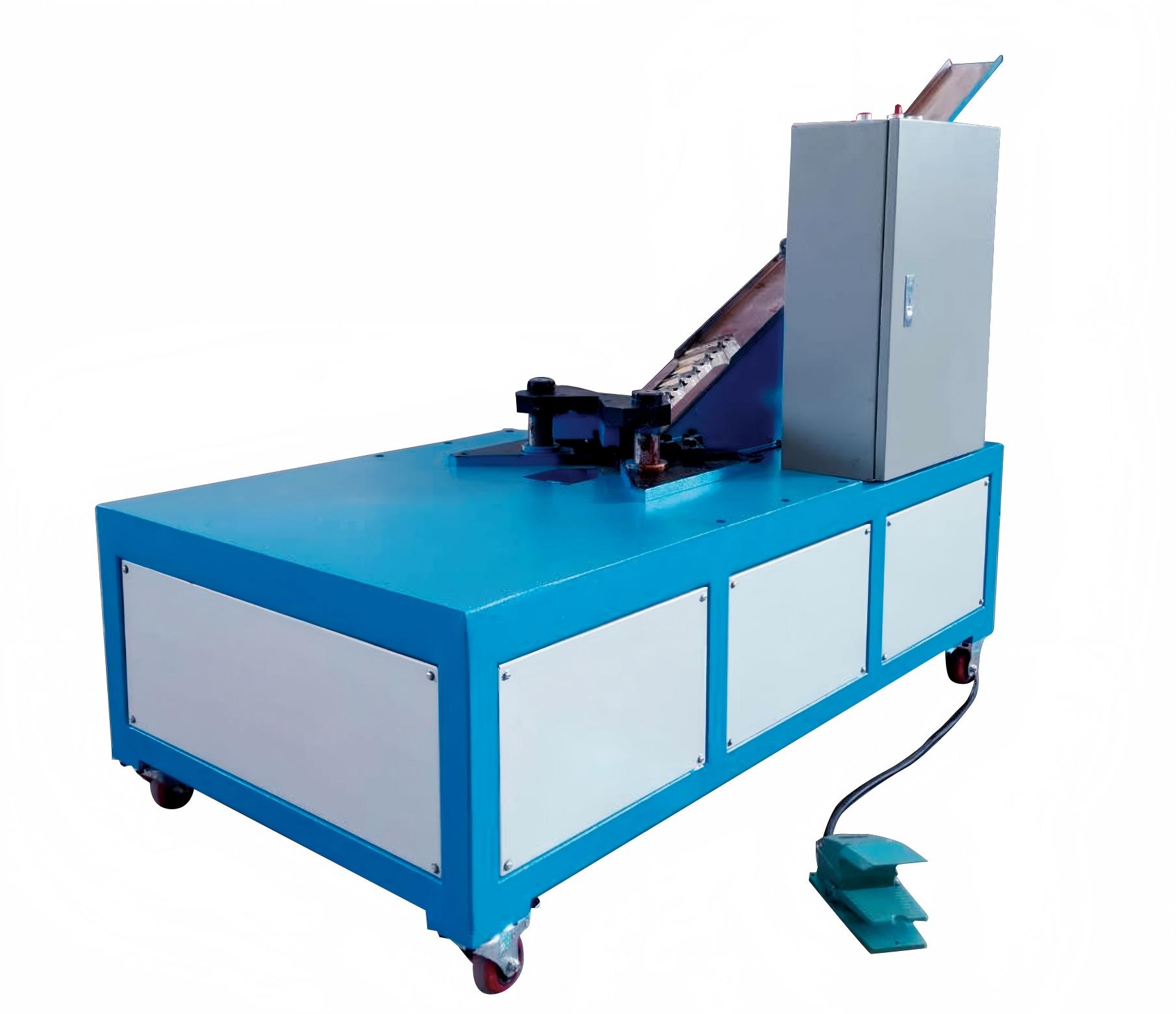 Pneumatic corner assembly machine