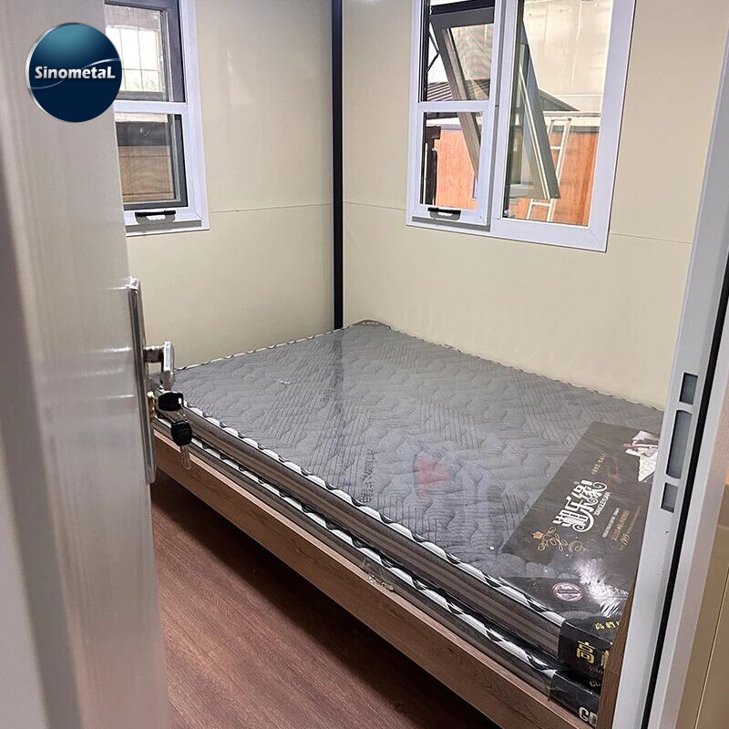 Double Wing Extension Room