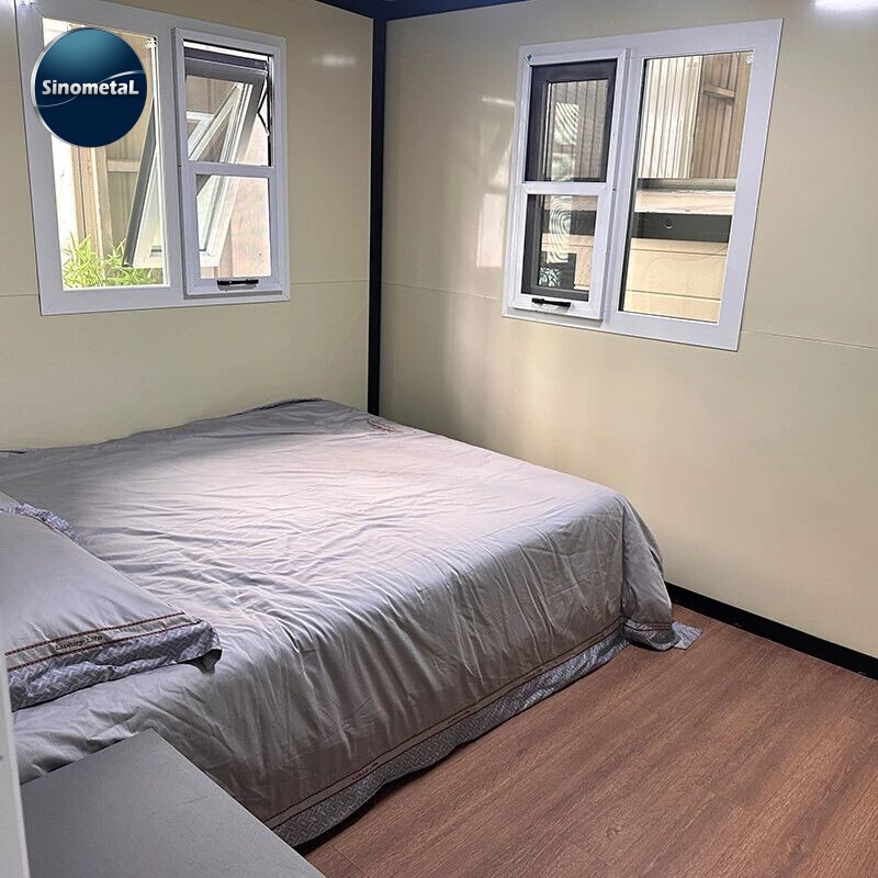 Double Wing Extension Room