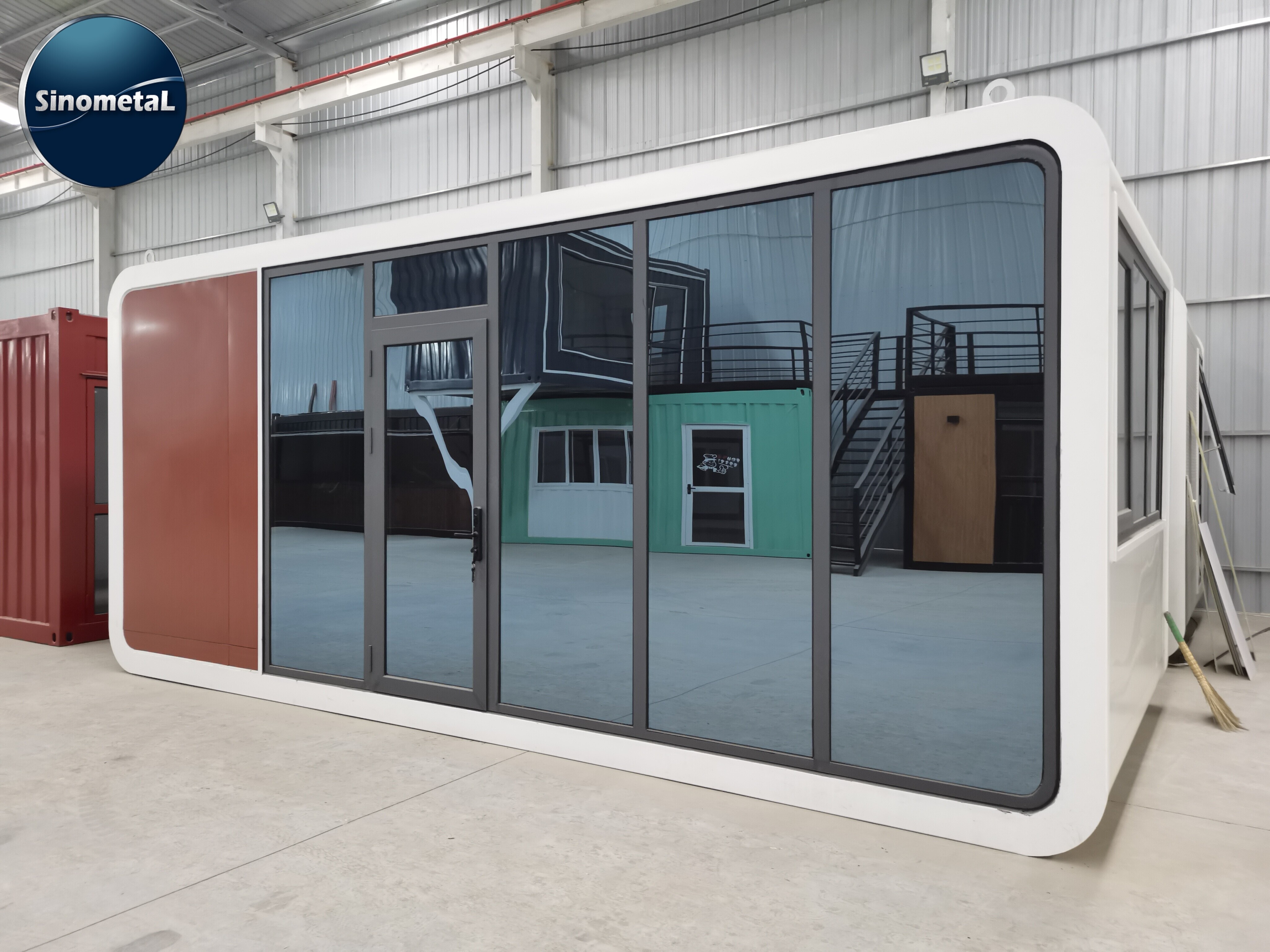 5.8 meter length Apple Cabin