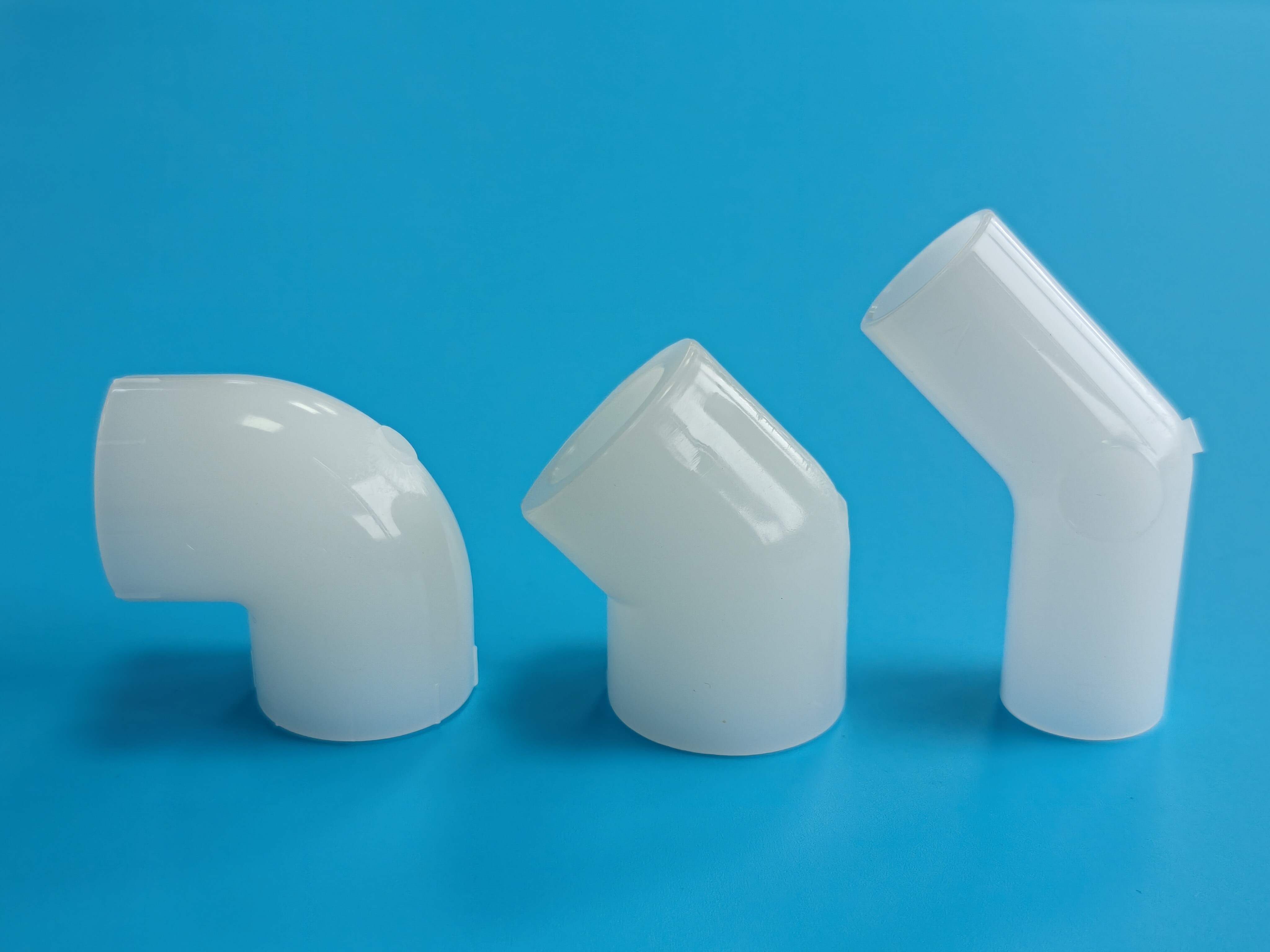 Natural PVDF Adaptor Female Thread Injection Moulded Plastic Custom Cutting Processing Service