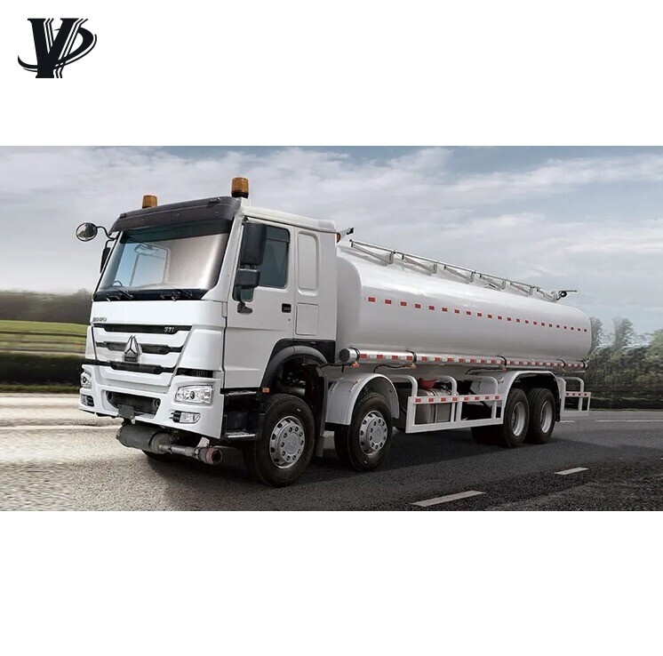 Sinotruk Howo 8x4 Fuel Tanker Truck