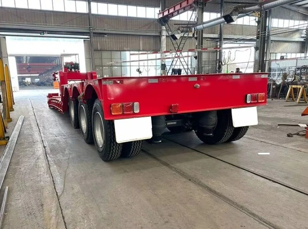 3 Axle 50T Lowbed Semi-Trailer For Transporting Wheel Loader