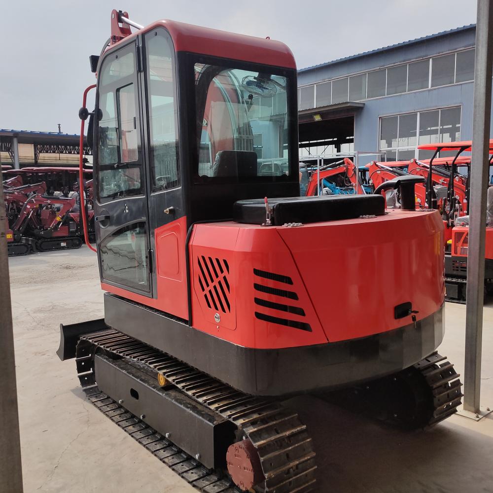 Hydraulic Digger 4000kg Excavator with Kubota Engine