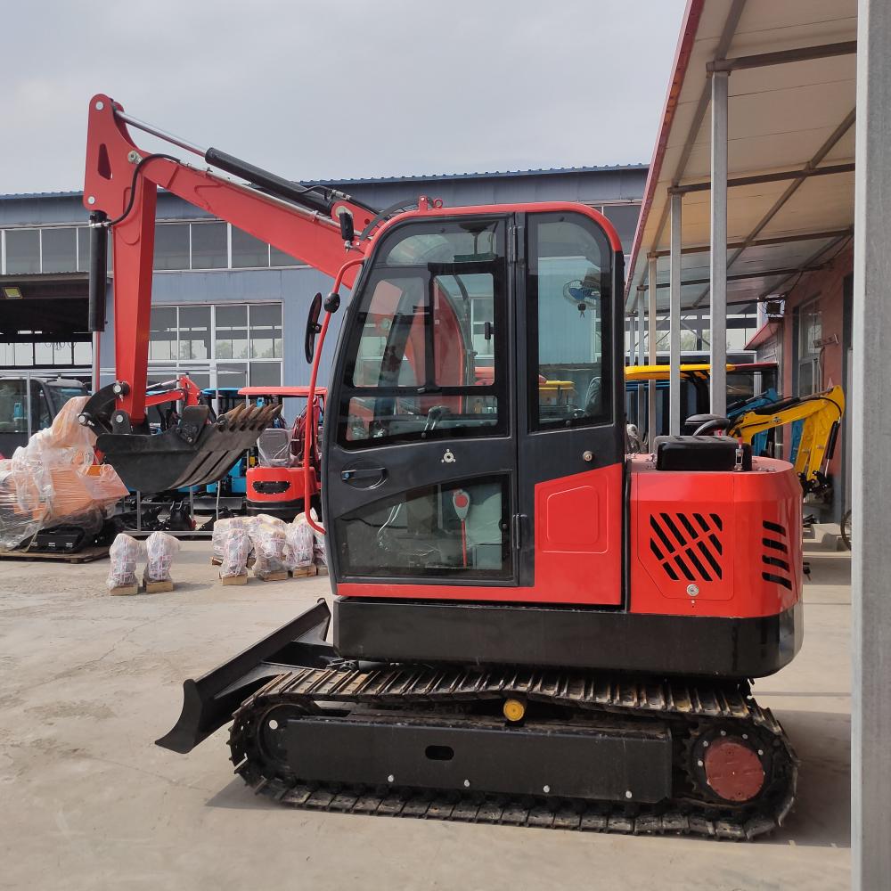 Hydraulic Digger 4000kg Excavator with Kubota Engine