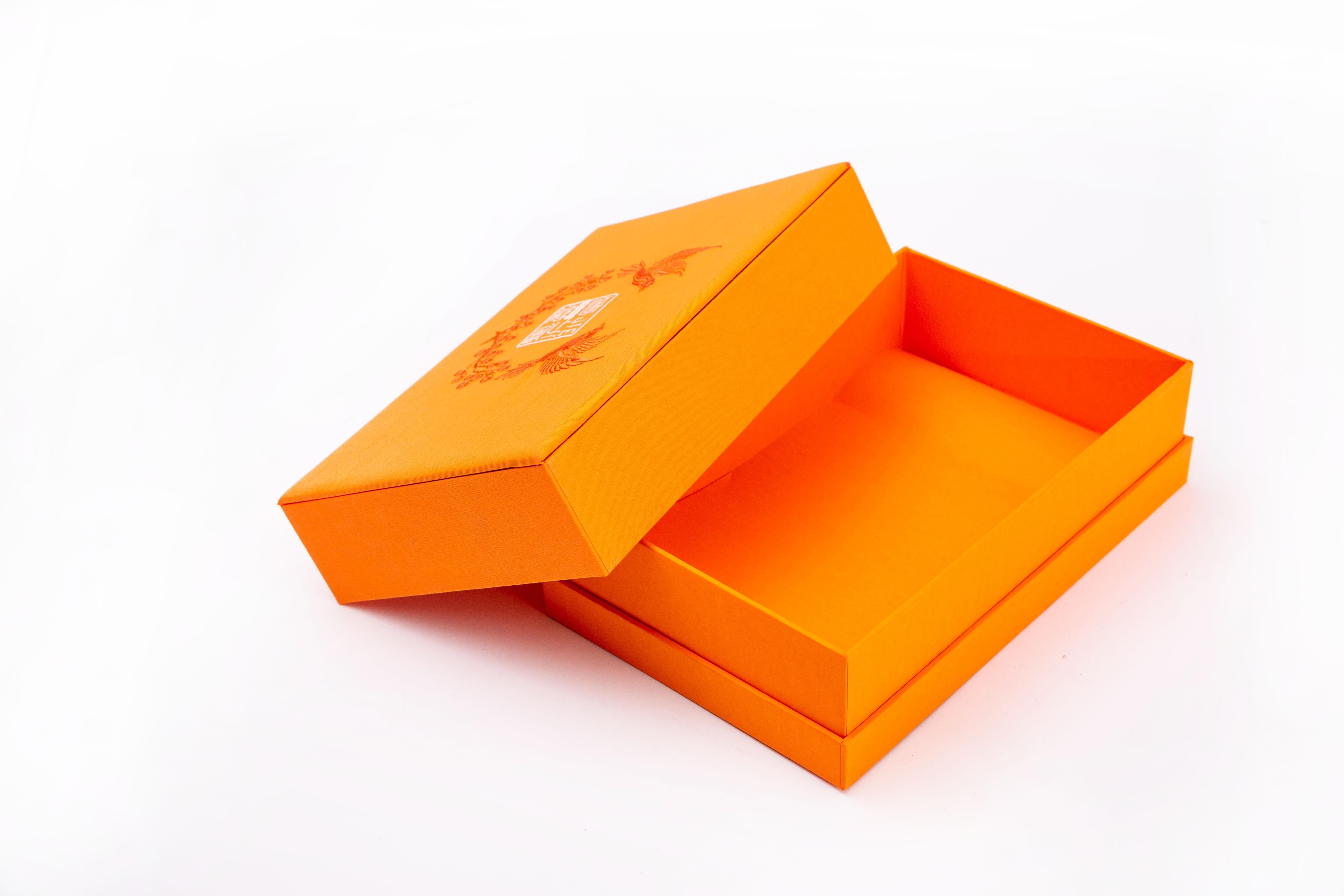 Lift-off Lid packaging