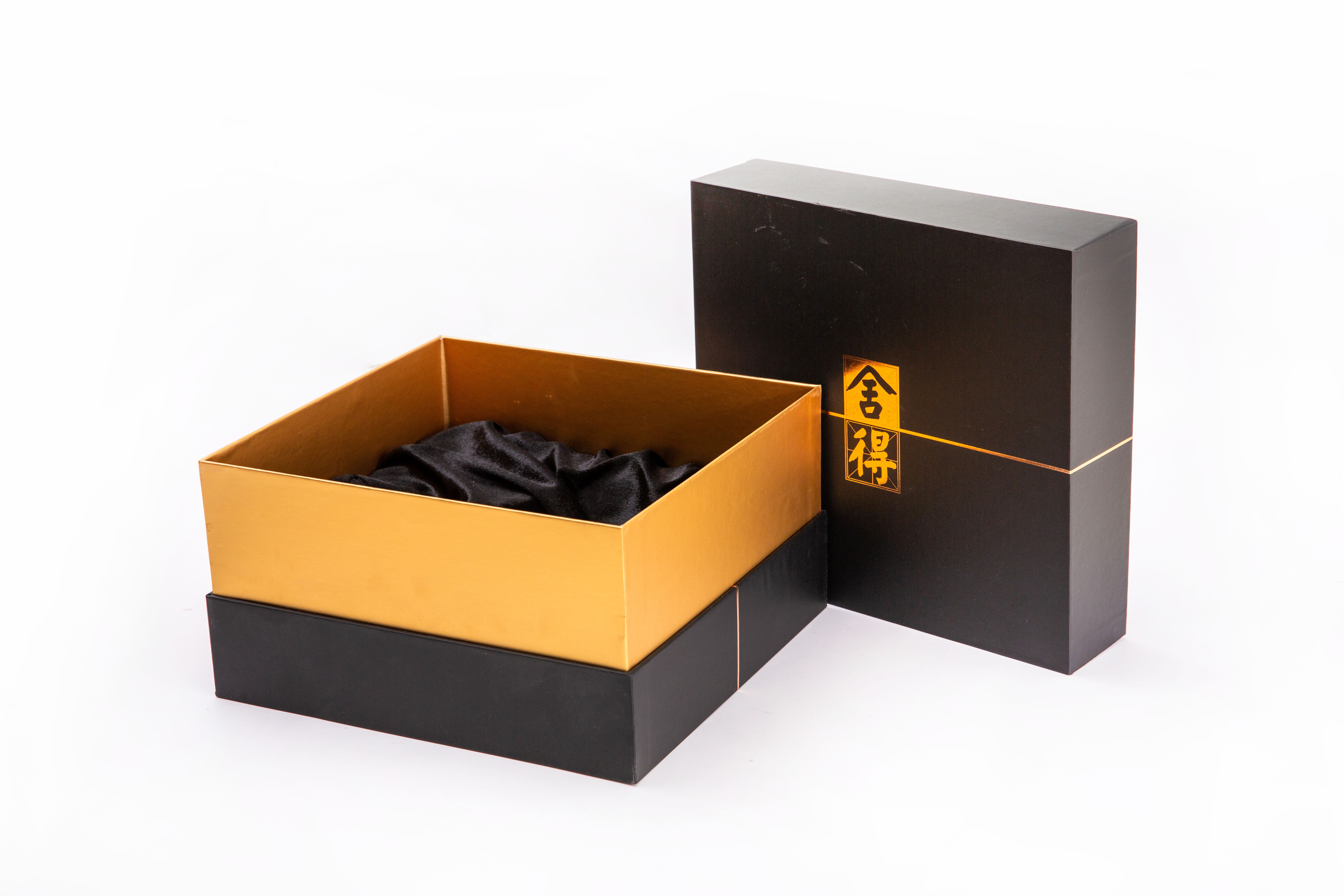 Lift-off Lid packaging