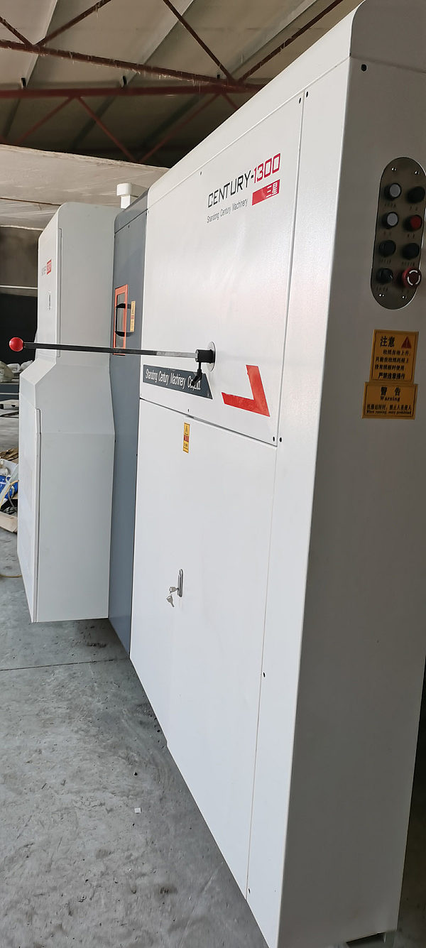 Second Hand Century 1300