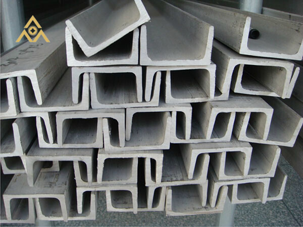 Factory Supply Hot Rolled ASTM A36 U Shape and C Shape Low Carbon Steel Channel Steel Profile