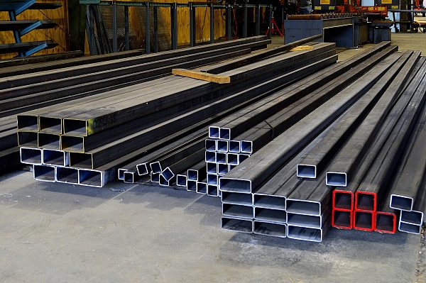 Speciality-Metals-Metal-Rectangular-Hollow-Tubing.jpg