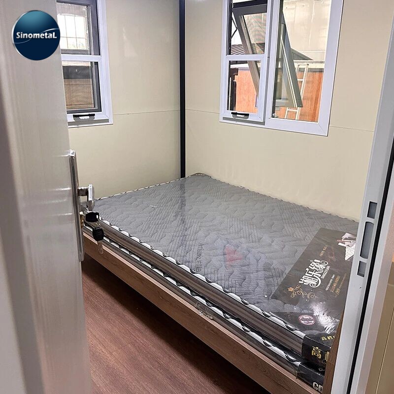 Double Wing Extension Room