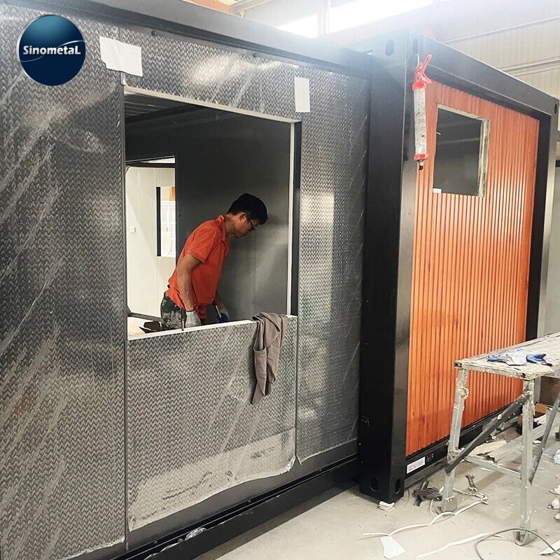 Double Wing Extension Room