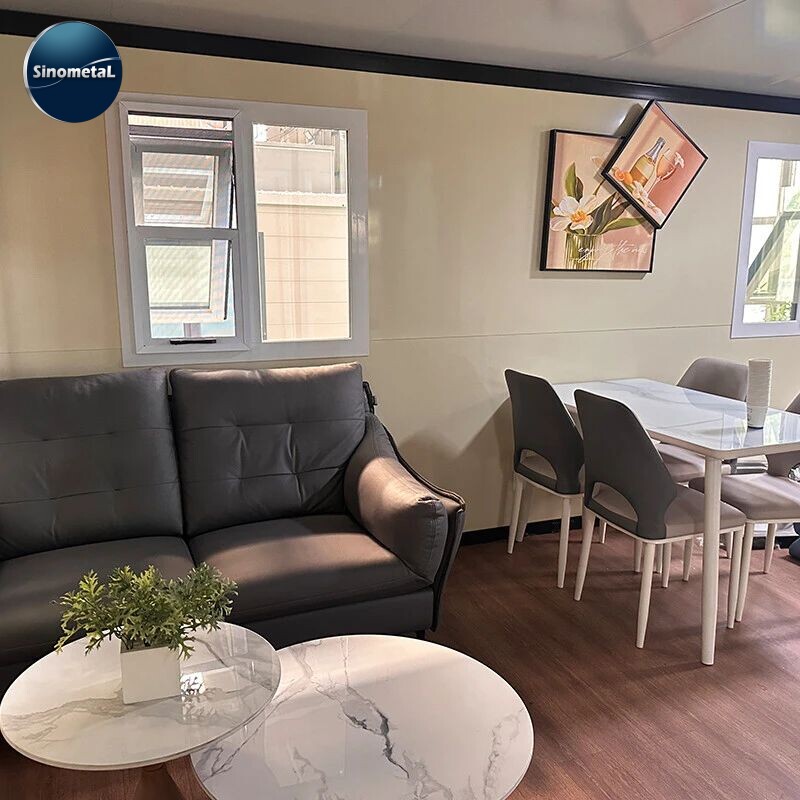 Double Wing Extension Room