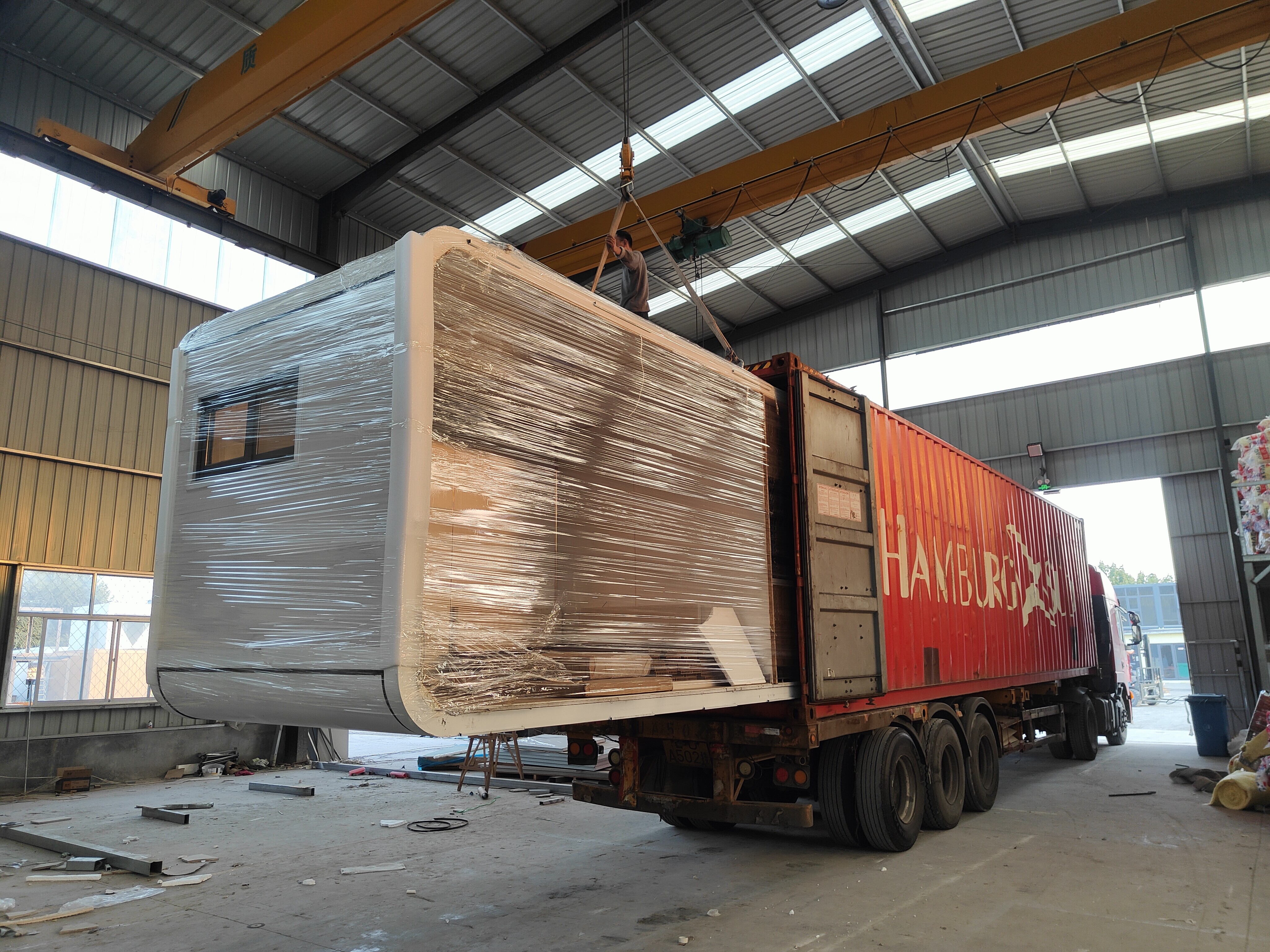 11.5Meters Apple Cabin