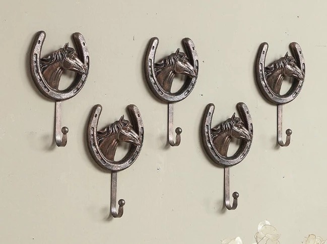 CYW25009 Saddle Horse Wall Hook Set