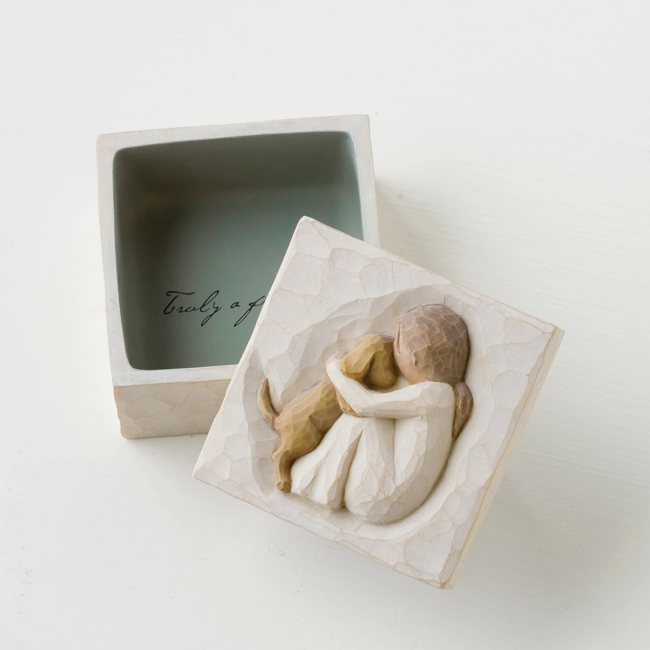 CYR25003 Keepsake Box