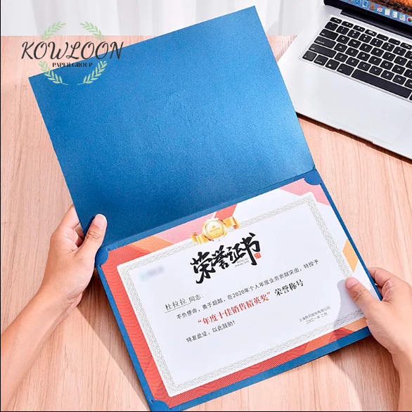 Free design and custom A4 hardcover folder art paper gold plated cover certificate display folder.