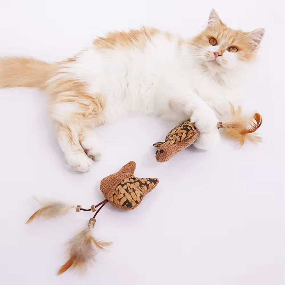 Manufacturer Wholesale Cork Frog Mouse Cat Toy With Feather