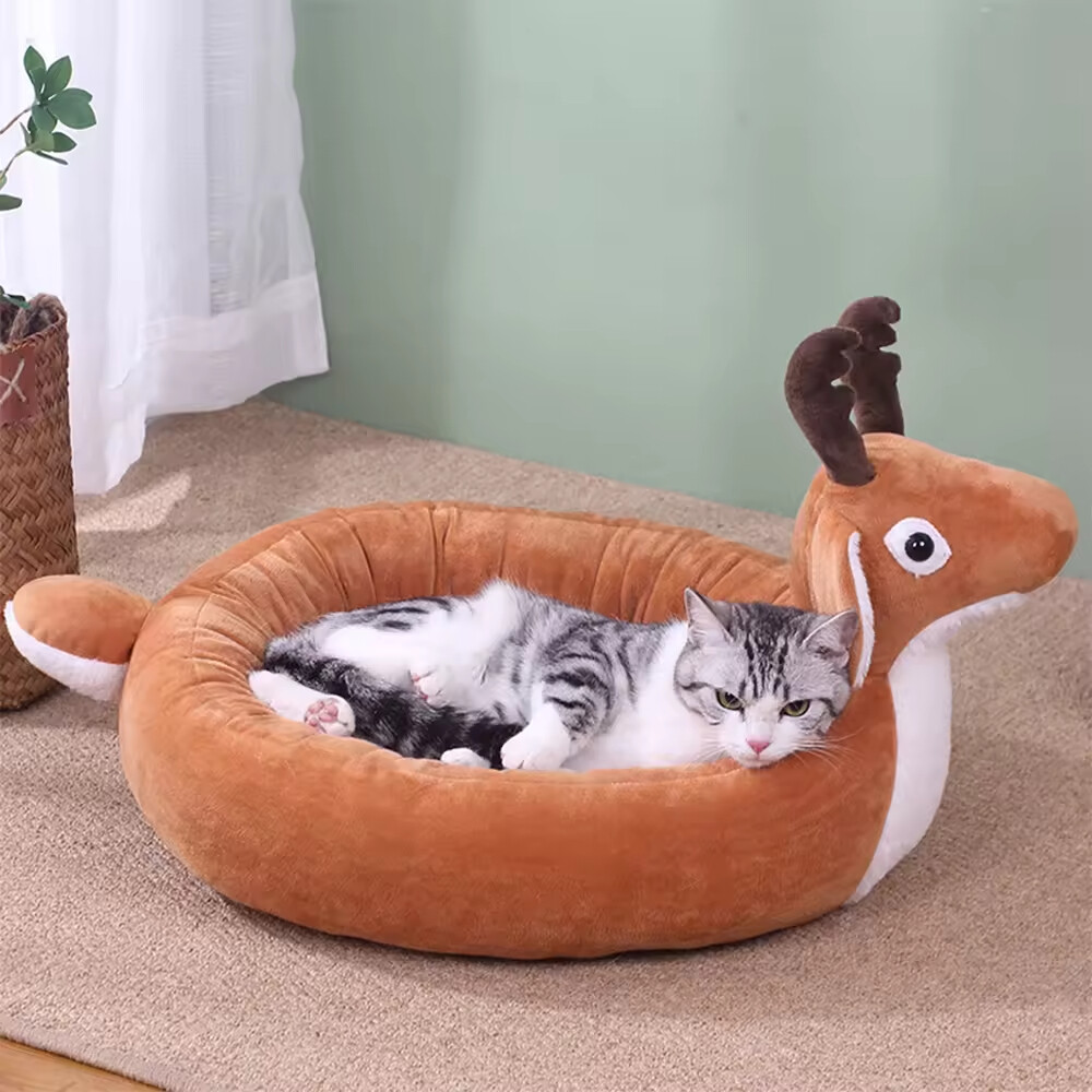 Soft Short Plush Cute Deer Design Small Dog Cat Beds for Indoor Cats