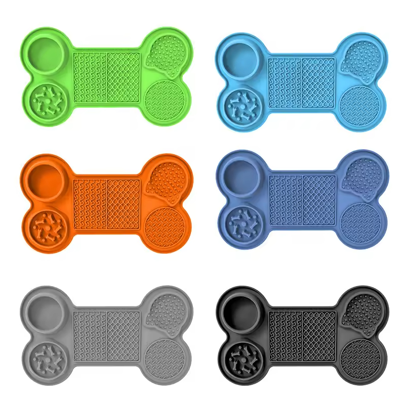 Bone Shape Silicone Slow Feeder Dog Lick Mat