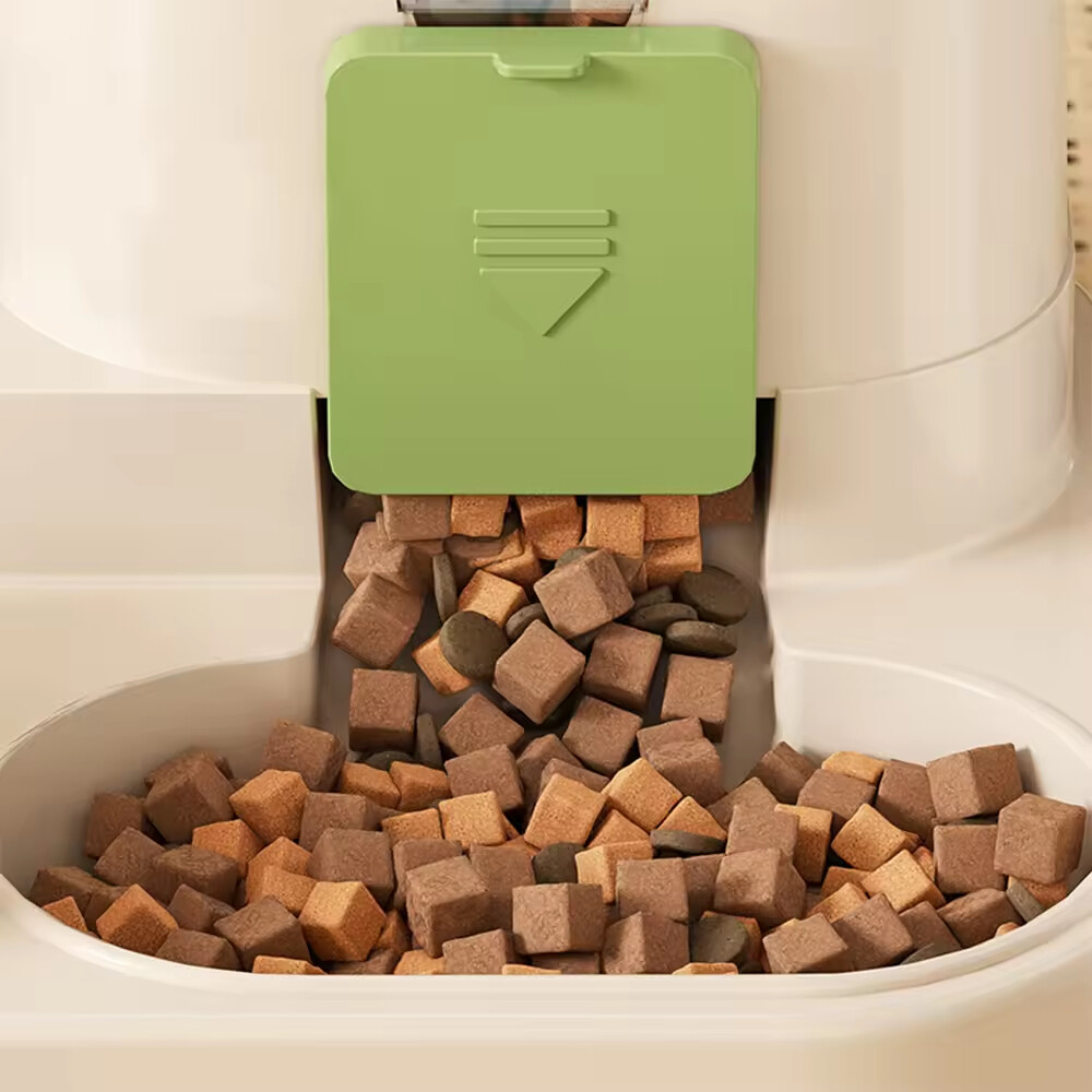 Cheap Detachable Automatic Water Bottle Pet Bowls Feeders