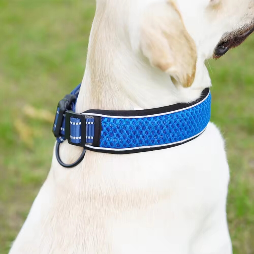 Breathable Dog Collar with Reflective Light Strip