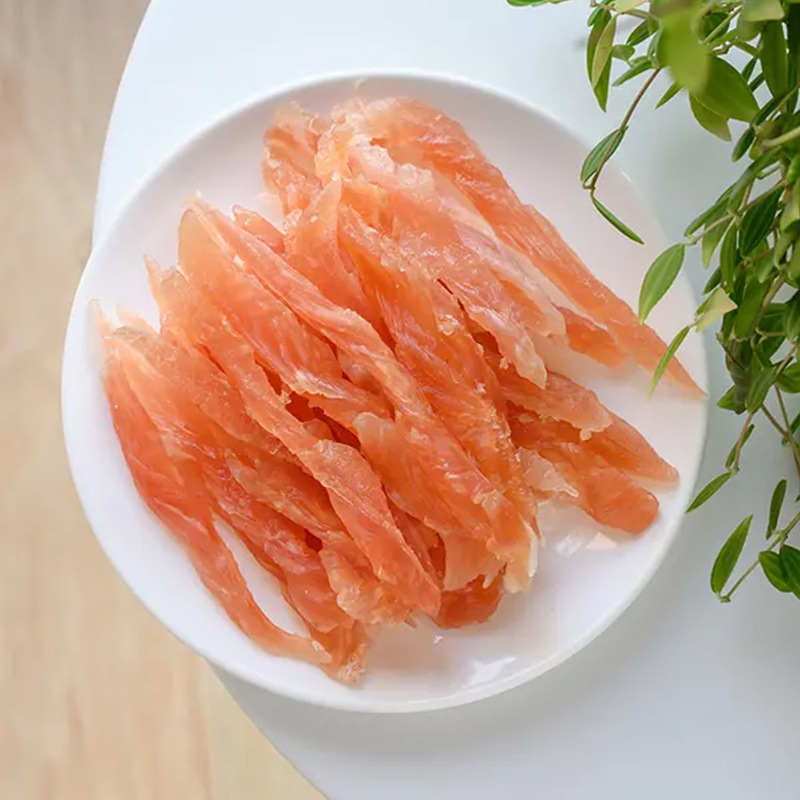 Shredded chicken meat