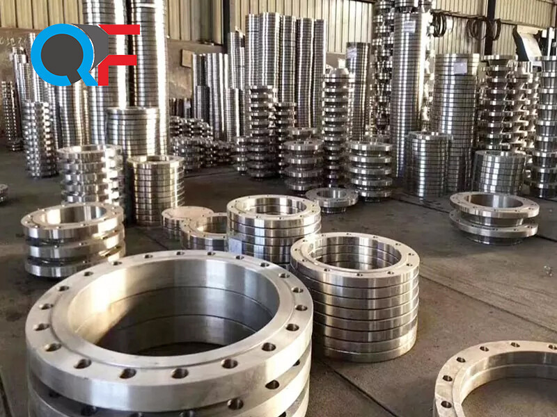 Фланец большого диаметра