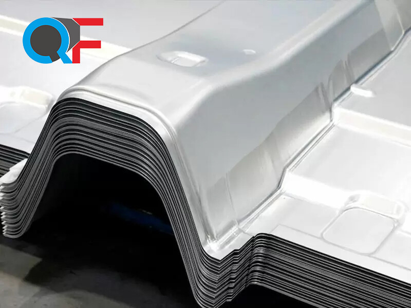 Штамповка деталей из листового металла автомобиля