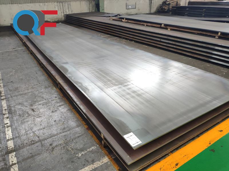 The difference between carbon steel and stainless steel