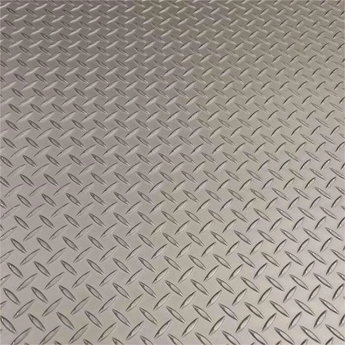 Stainless steel checkered plate