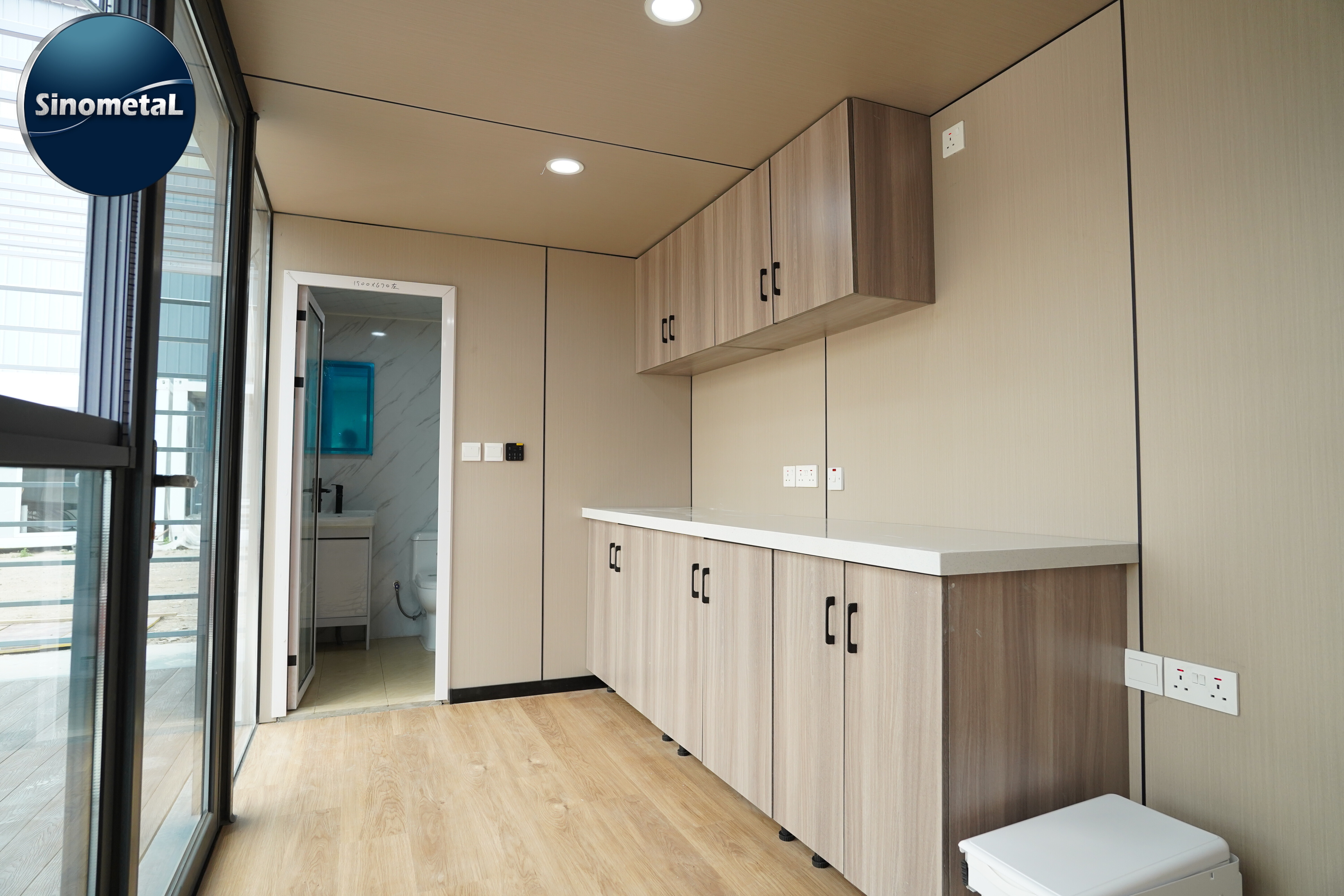 Nhà container Apple Cabin dài 8.5 mét