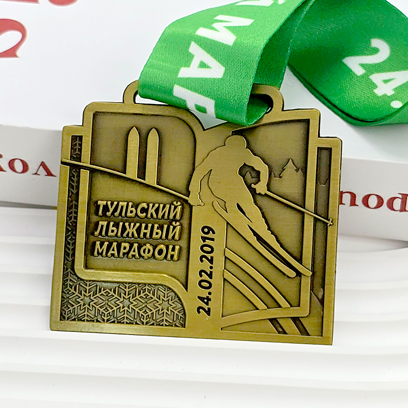 Medalla Conmemorativa Maratón Retro Cobre Repujado, Textura Bronce Antiguo, Medalla Coleccionable Carrera Tridimensional