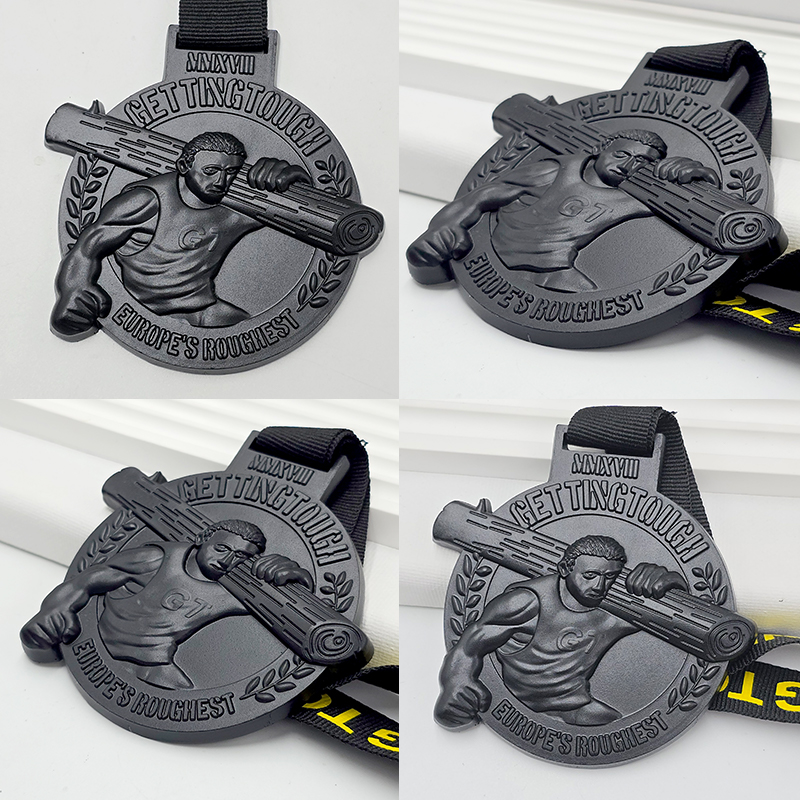 Medalla de metal negro mate, ponderada conmemorativa de carrera a campo traviesa 3D musculoso en relieve de tipo duro, coleccionable deportivo.