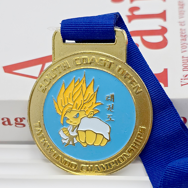 Medalla de Oro Conmemorativa del Campeonato Abierto de Taekwondo South Coast con Relieve Coloreado del Personaje de Anime Dragon Ball como Ornamento Coleccionable para Eventos