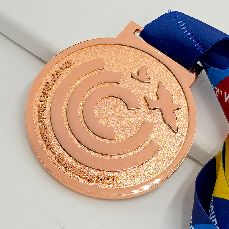 Conjunto de medallas metálicas para competiciones de fitness y culturismo, conmemorativas de competiciones mundiales de fitness/culturismo natural de Australia-Asia y otras competiciones, con relieve del globo terráqueo/marca, conjunto coleccionable de competiciones profesionales.
