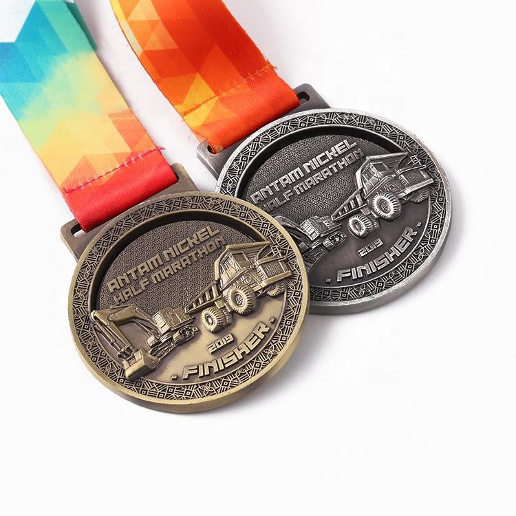 Medalla de Maratón Personalizada Conqueror 2022 - Medalla de Maratón Única